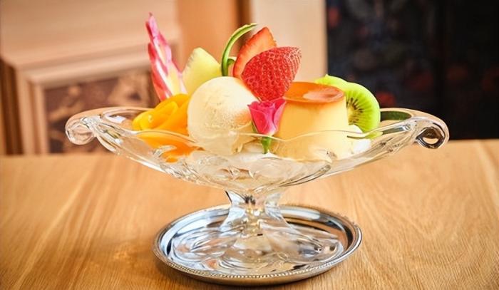 FRUIT PARLOR Mi'z